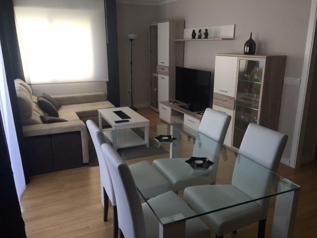 Апартаменты Piso En Эль-Грове Экстерьер фото