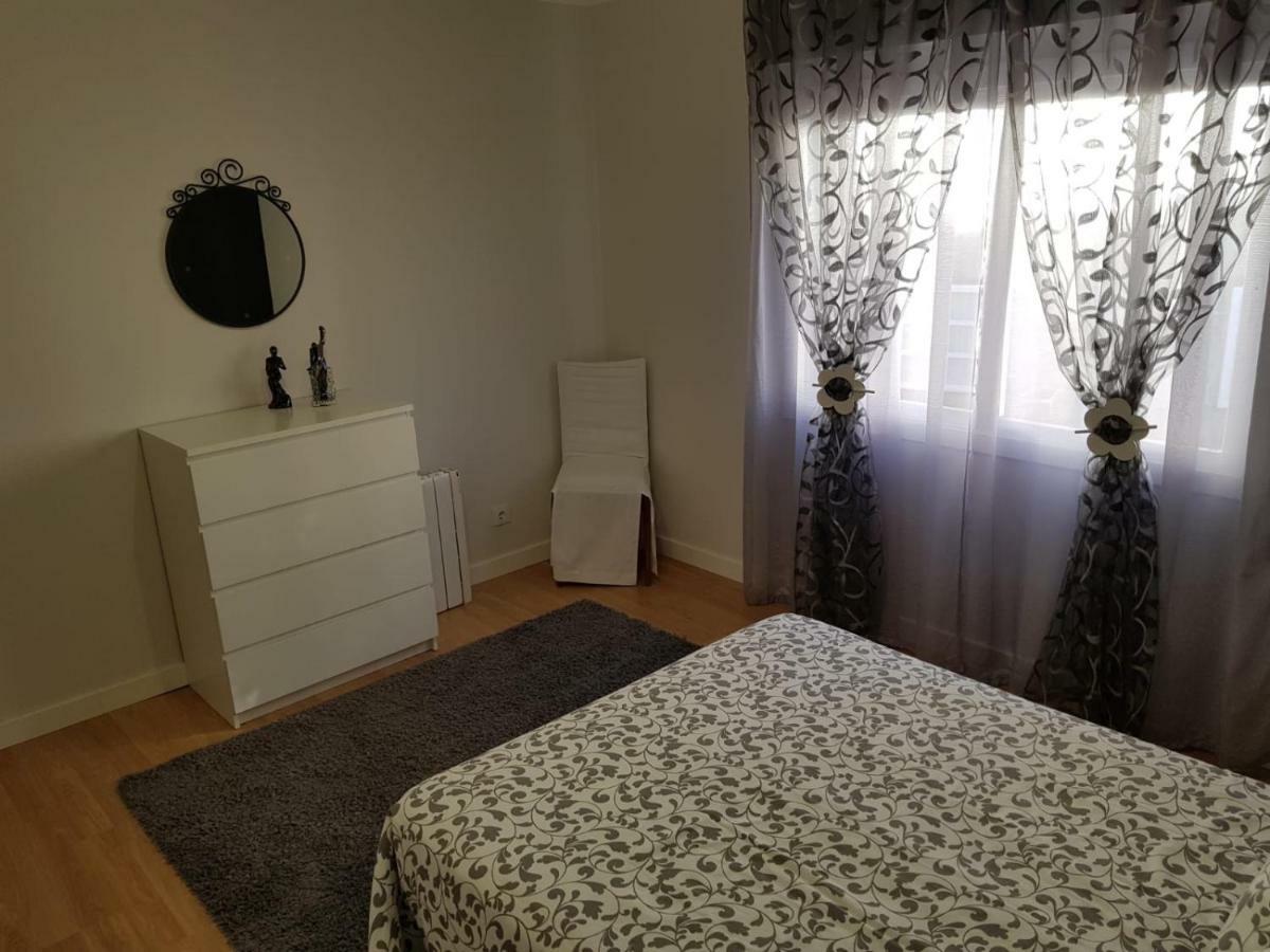 Апартаменты Piso En Эль-Грове Экстерьер фото